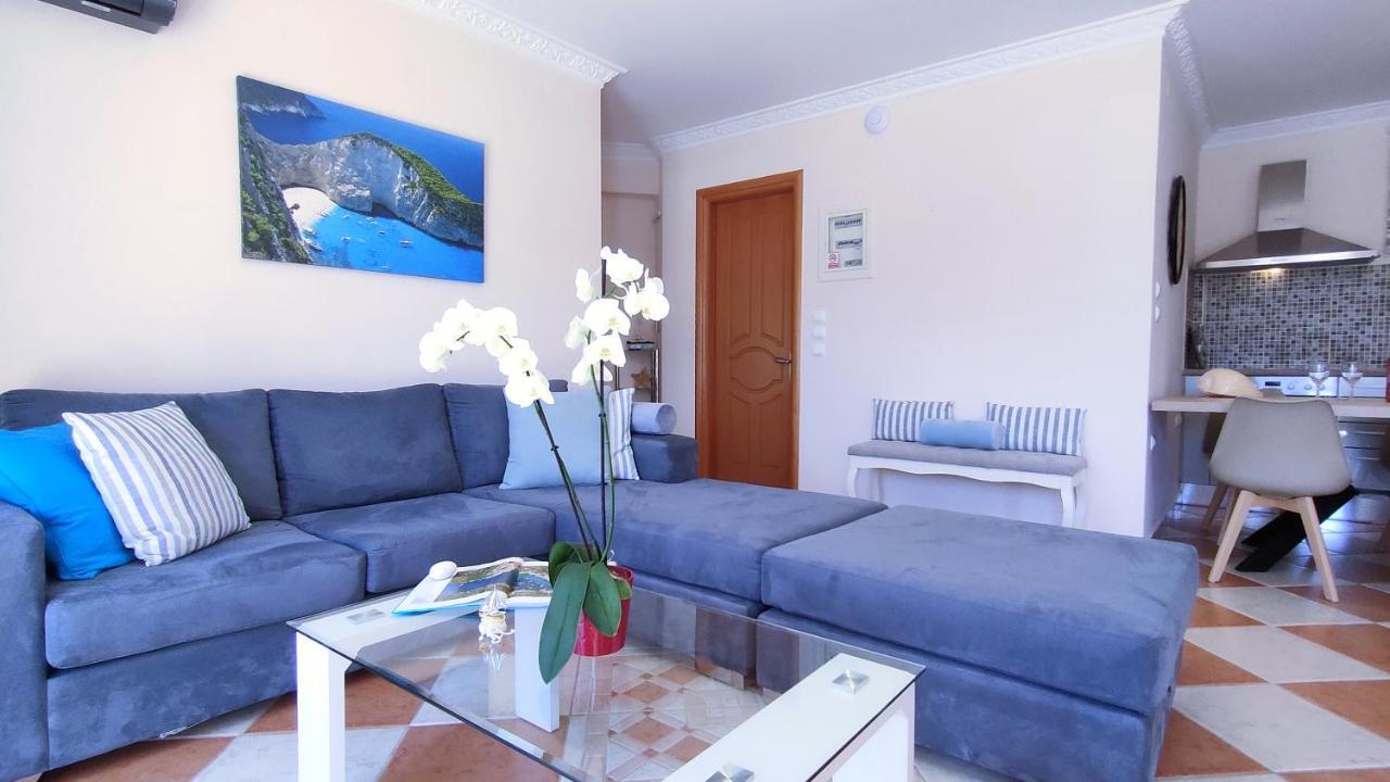 Blue Lagoon Luxury Apartment B2 Аргостолион Екстериор снимка